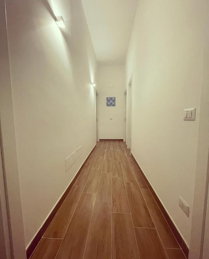Central Rooms Napoli מראה חיצוני תמונה