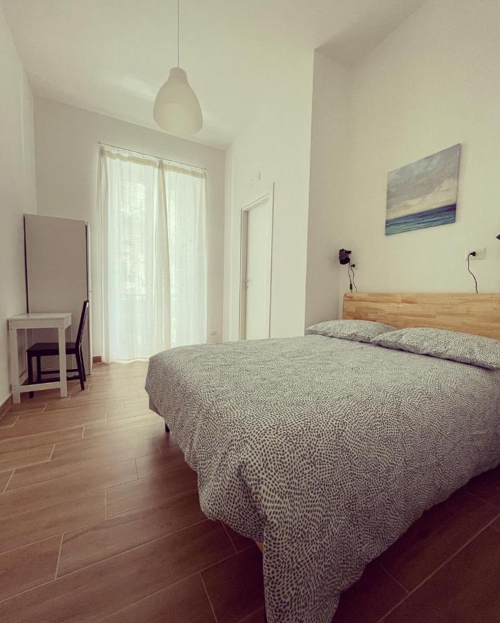 Central Rooms Napoli מראה חיצוני תמונה