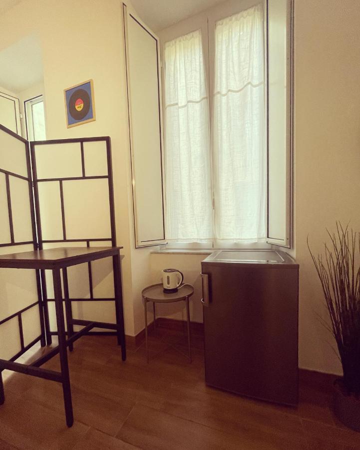 Central Rooms Napoli מראה חיצוני תמונה